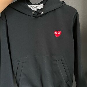 COMME DES GARÇONS PLAY hoodie 
Black Heart Patch Hoodie